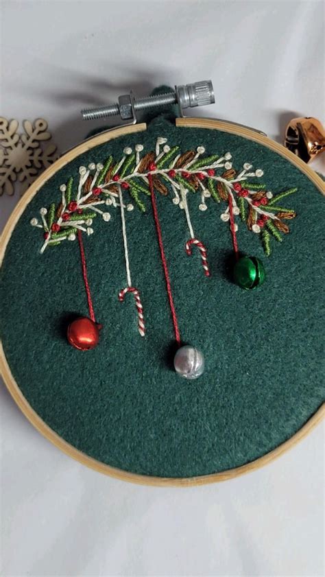 Christmas embroidery. home decor, unique gifts | Christmas embroidery ...