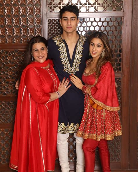 Learn to rock the royal and ethnic look like the Pataudi family of Bollywood! | IWMBuzz