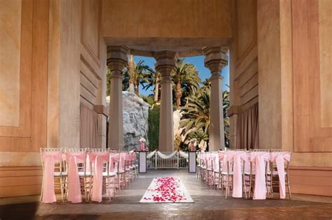 Mandalay Bay Wedding Chapels (Las Vegas) - 2021 All You Need to Know ...