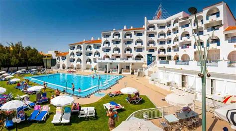 12 Hotels Near The Strip in Albufeira - Portugalist