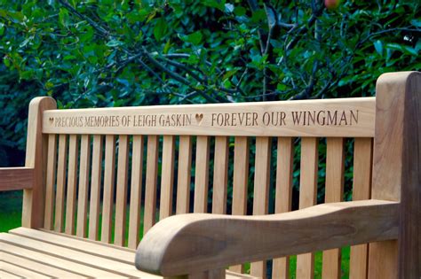 Engraved Memorial Bench for a Golf Course | MakeMeSomethingSpecial