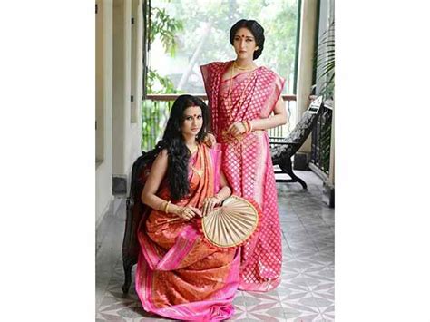 Fashion From UP | Uttar Pradesh Fashion | What To Wear In UP | Banaras Sarees | UP Traditional ...