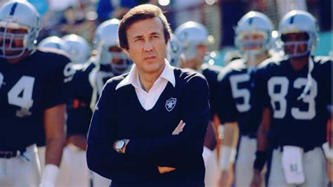 By the Numbers: Reviewing Tom Flores' career as a coach and a player