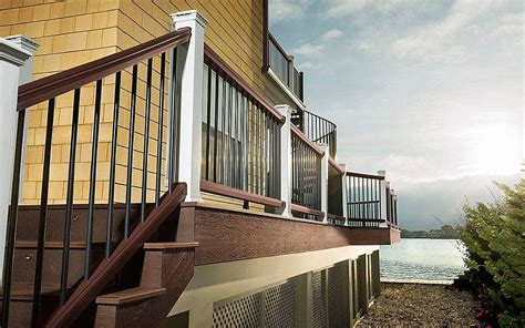 Step-by-Step Guide to Trex Transcend® Horizontal Railing Installation | Trex