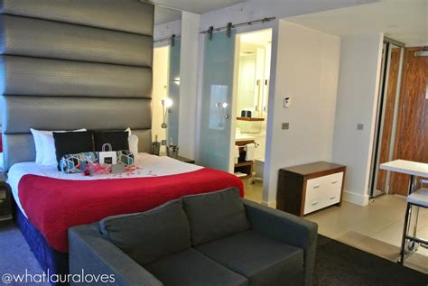 Sandman Signature Hotel in Newcastle Review | What Laura Loves