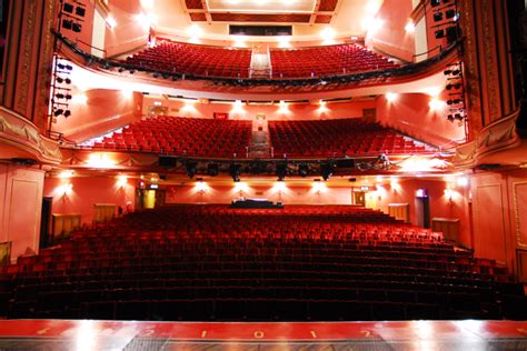 Piccadilly Theatre on Pinterest | 16 Pins