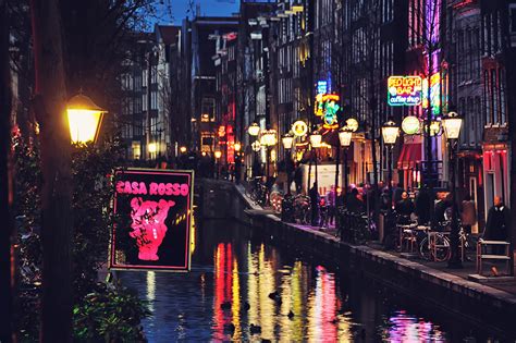 Amsterdam ‘Stay Away’ Campaign: Dutch City Cracks Down on Sex and Drugs ...