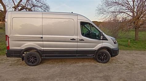 Ford Transit Trail Van AWD 170 cv: Virtuosismo inteligente 4x4