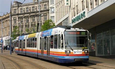 Sheffield Supertram car 117 between Castle Square and Fitzalan Square stops - a photo on Flickriver