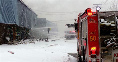 Natural gas leak causes building explosion in Detroit