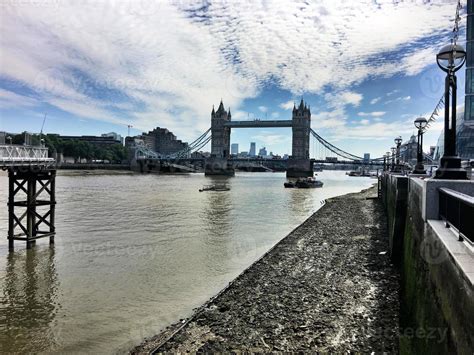 A view of Tower Bridge in London 13052175 Stock Photo at Vecteezy