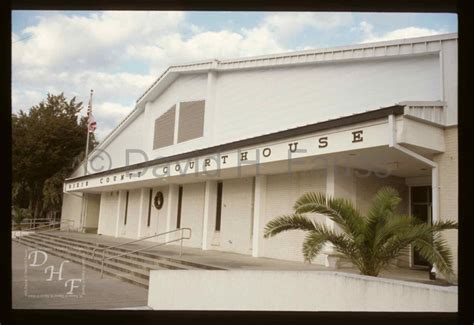 Dixie County Courthouse - Courthouses of Florida