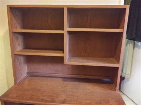 BEAUTIFUL SOLID HONEY Oak Desk & Hutch Set - PreOwned - In Great ...