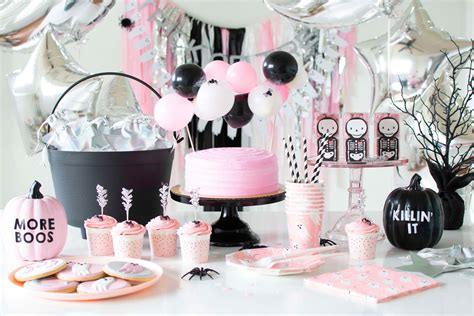 A Not so Spooky Pink Halloween Party for the kids