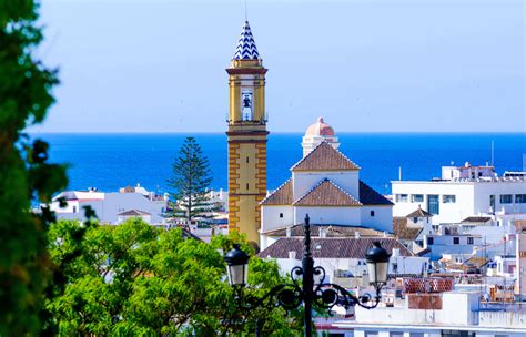 What’s it like living in Estepona? Ask an Expat - Mapping Spain