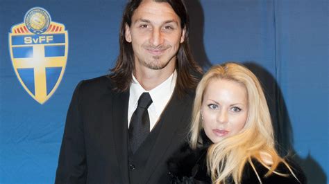 Zlatan Ibrahimovic Frau : Liebes Wirbel Um Ibrahimovic Was Lauft Da Mit Diletta Leotta Blick ...