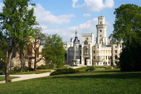 12 Amazing Castles to Visit in the Czech Republic