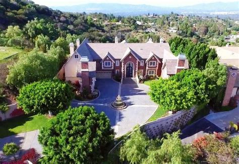 Nick Lachey House: The Former Encino Dwelling - Urban Splatter