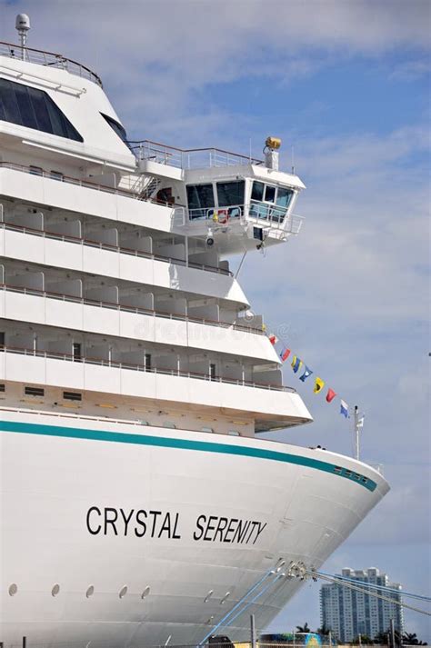 Crystal Serenity Cruise Ship in Miami Editorial Photography - Image of crew, luxury: 125747187