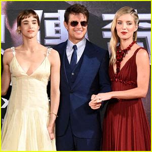 Tom Cruise & ‘Mummy’ Cast Promote the Movie in Taiwan | Alex Kurtzman, Annabelle Wallis, Sofia ...