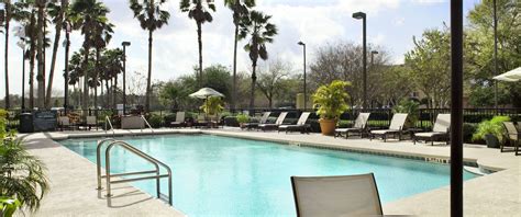 Embassy Suites Hotel Near Orlando Airport