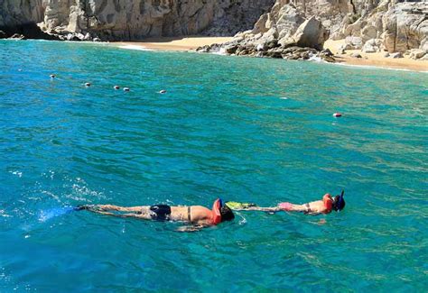 Cabo San Lucas Snorkeling - CaboSailing.com