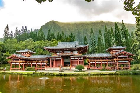 Byodo-in Temple | Valley Of The Temples | Oahu, Hawaii