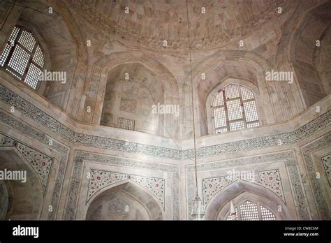 Taj Mahal Dome Interior