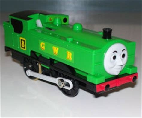 Trackmaster Duck battery operated train and cars