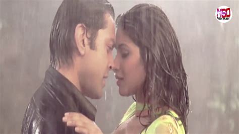 Bollywood movie song barsat in full HD - YouTube