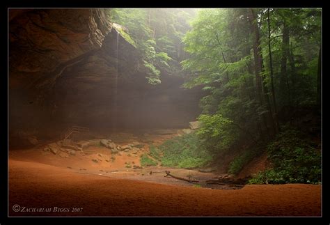 18 fascinating examples of cave photography | print24 Blog