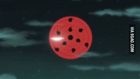 How Naruto fans see the red moon - 9GAG