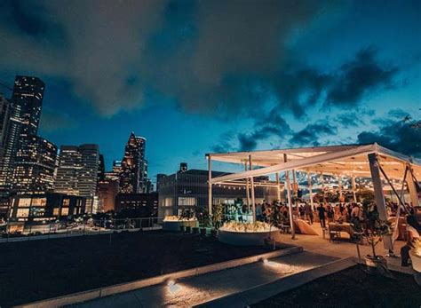 Skylawn at POST Houston - Rooftop bar in Houston | The Rooftop Guide