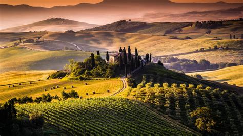 Beautiful nature landscape from Tuscany, Italy Wallpaper Download 3840x2160