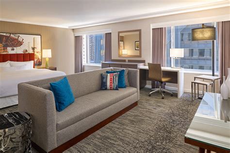 Hotel Rooms Downtown Chicago - Magnificent Mile Accommodation | The Westin