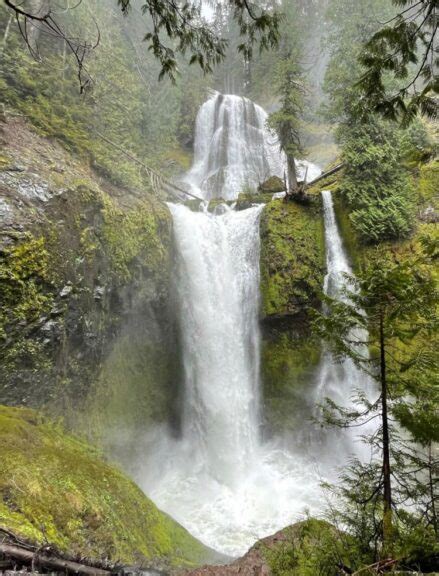 17 Incredible Waterfalls Near Seattle, Washington To Hike To - The Hiking Helper