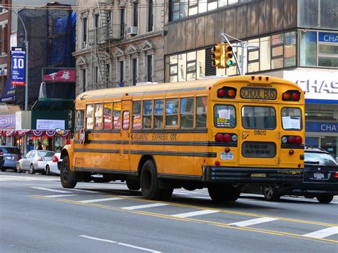 School bus, New York | Manhattan, NYC | Pierre Nordström | Flickr