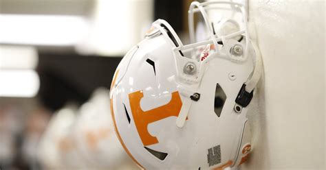 Roster Updates: Tennessee's new numbers and weight changes