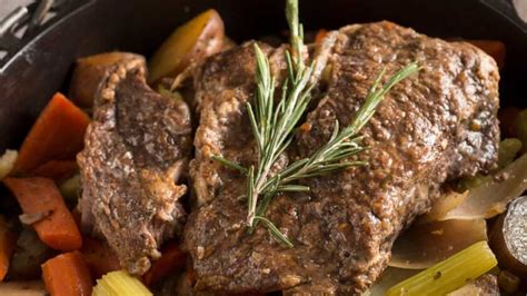 Bobby Flay Pot Roast - Delish Sides