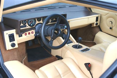 Lamborghini Countach 5000S QV | Lamborghini countach, Classic cars, Car ...