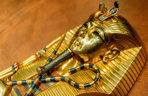 When King's Tut's tomb was first opened, how the world reacted to the ...