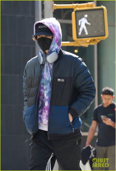 Timothee Chalamet & Older Sister Pauline Step Out in NYC for Lunch ...