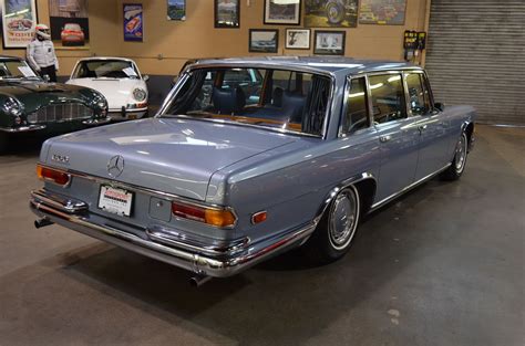 Feel Like A Head Of State With This 1972 Mercedes 600 Grosser | Carscoops