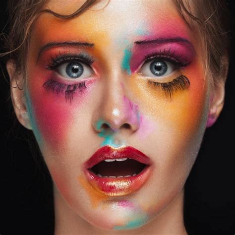 Pin by JM C on Makeup | Circus makeup, Carnival makeup, Theatrical makeup