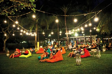 Sanur Nightlife: Markets, Music and More