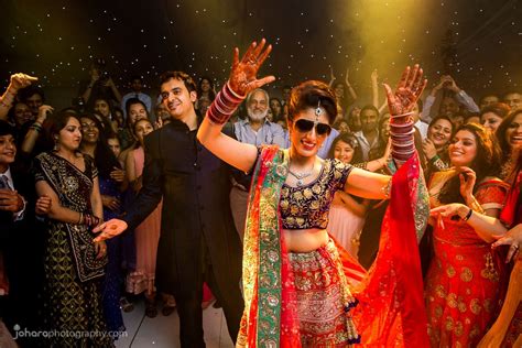 Sangeet dance off Witty VOWs - Witty Vows | Ladies sangeet, Bride ...