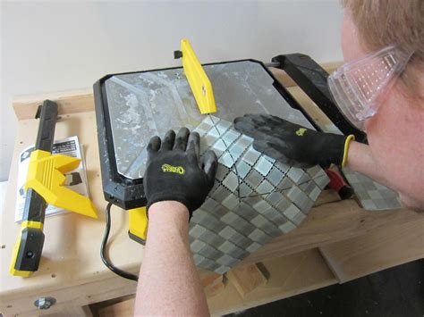 how to cut glass tile without chipping