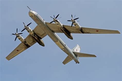 Russia's 'B-52': The Tupolev Tu-95 “Bear” Might Be Old (But She Can Kill) | The National Interest