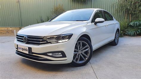 Volkswagen Passat 2021 review: 140TSI Business Sedan | CarsGuide