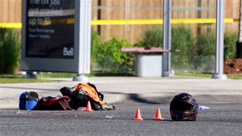 Motorcyclist killed after hit and run in Scarborough, police say | CBC News